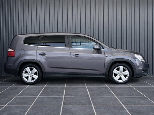 Chevrolet Orlando I с пробегом 2011 года, цена 1 277 000 рублей, 111205 км, компактвэн, Автокод Объявления