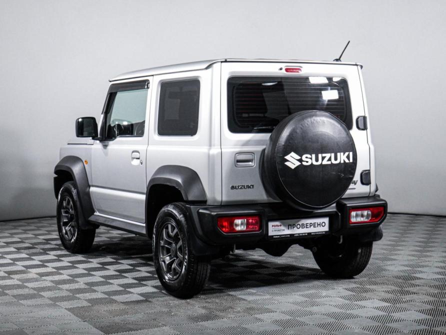 Suzuki Jimny IV Москва  - изображение 7