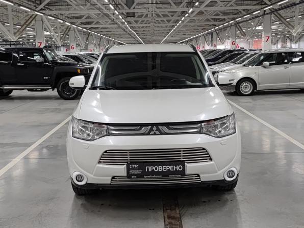 Mitsubishi Outlander III с пробегом 2013 года, цена 890 000 рублей, 281171 км, внедорожник, Автокод Объявления