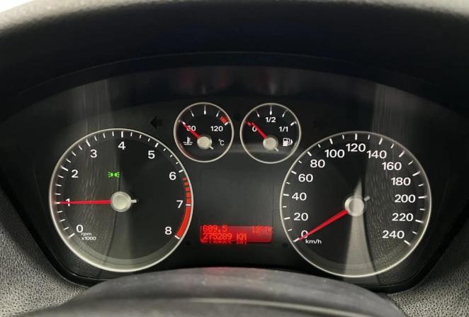 Ford Focus II с пробегом 2007 года, цена 485 000 рублей, 275289 км, хэтчбек, Автокод Объявления
