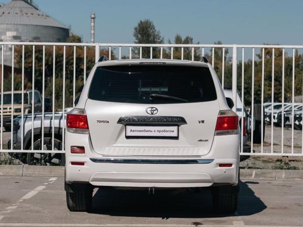 Toyota Highlander II (XU40) Рестайлинг с пробегом 2011 года, цена 1 770 000 рублей, 265155 км, внедорожник, Автокод Объявления