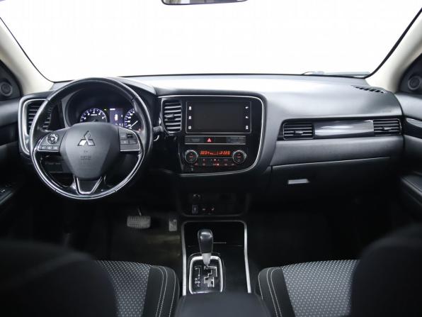 Mitsubishi Outlander III Рестайлинг 3 с пробегом 2020 года, цена 2 190 000 рублей, 155127 км, внедорожник, Автокод Объявления