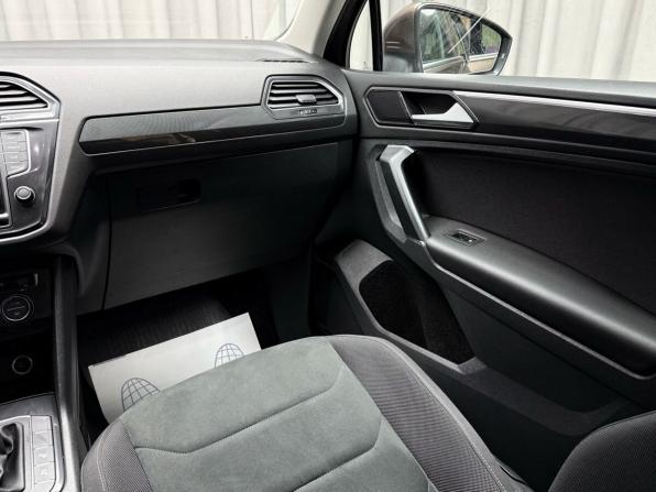 Volkswagen Tiguan II с пробегом 2017 года, цена 2 849 000 рублей, 128143 км, внедорожник, Автокод Объявления