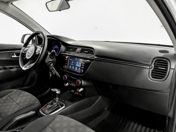 Kia Rio IV с пробегом 2018 года, цена 1 650 000 рублей, 58526 км, хэтчбек, Автокод Объявления