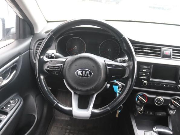 Kia Rio IV с пробегом 2019 года, цена 1 668 000 рублей, 69000 км, хэтчбек, Автокод Объявления