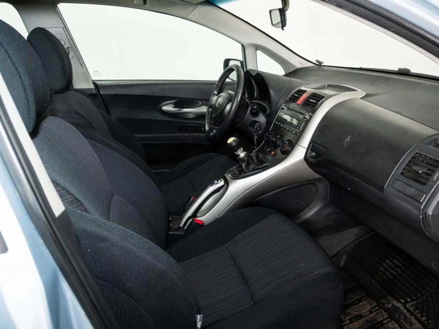 Toyota Auris I Казань  - изображение 6