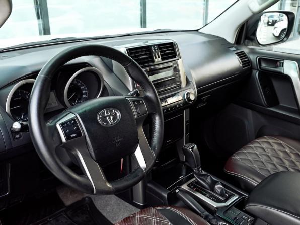 Toyota Land Cruiser Prado 150 Series с пробегом 2012 года, цена 2 739 000 рублей, 256718 км, внедорожник, Автокод Объявления