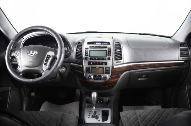 Hyundai Santa Fe II Рестайлинг с пробегом 2010 года, цена 1 349 000 рублей, 357486 км, внедорожник, Автокод Объявления