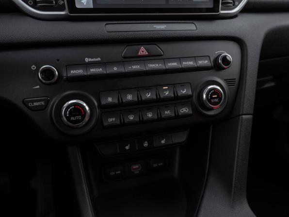 Kia Sportage IV Рестайлинг с пробегом 2019 года, цена 2 060 000 рублей, 100927 км, внедорожник, Автокод Объявления