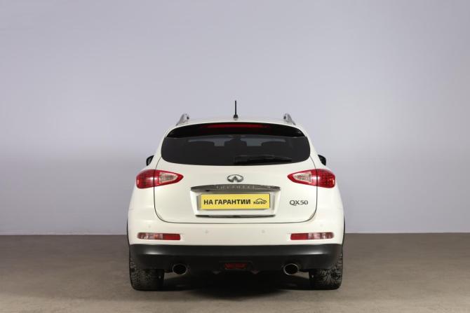 Infiniti QX50 I с пробегом 2013 года, цена 2 499 000 рублей, 226387 км, внедорожник, Автокод Объявления