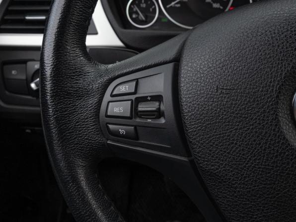 BMW 3 серии VI (F3x) Рестайлинг с пробегом 2018 года, цена 1 989 000 рублей, 127210 км, седан, Автокод Объявления