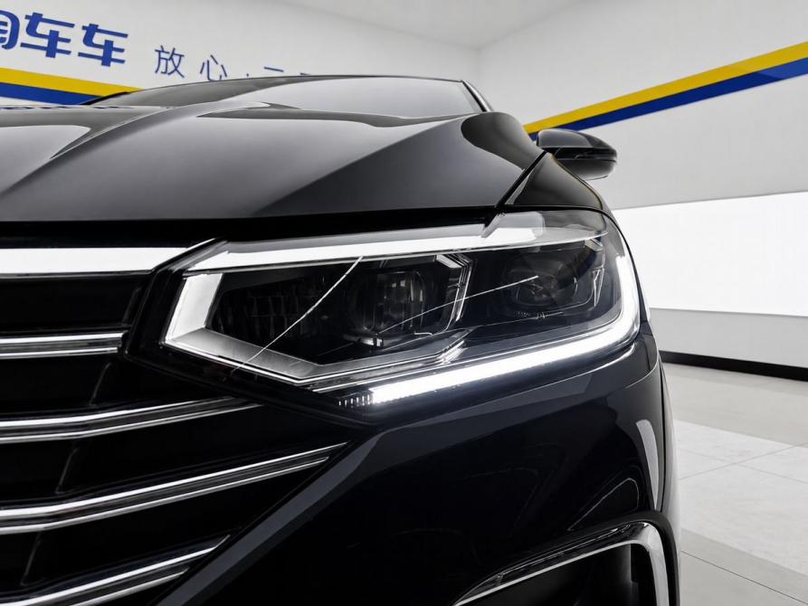 Volkswagen Lavida III Рестайлинг Ростов-на-Дону  - изображение 4