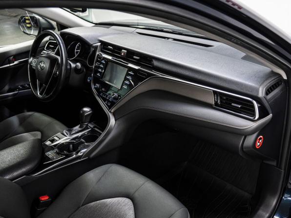 Toyota Camry VIII (XV70) с пробегом 2018 года, цена 2 359 000 рублей, 53504 км, седан, Автокод Объявления