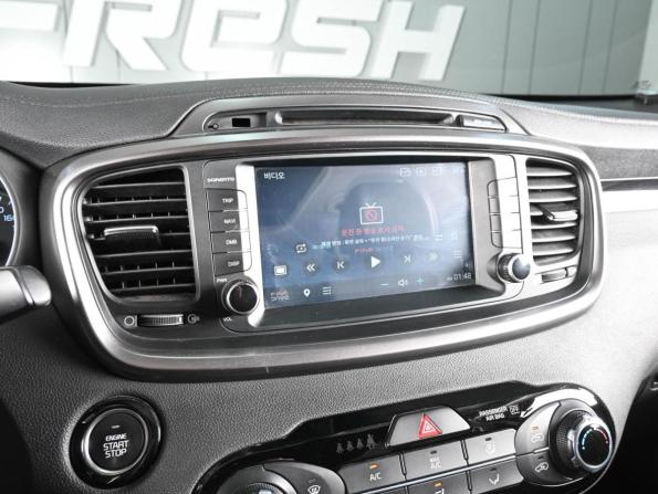 Kia Sorento III Prime Рестайлинг с пробегом 2019 года, цена 3 250 000 рублей, 124219 км, внедорожник, Автокод Объявления