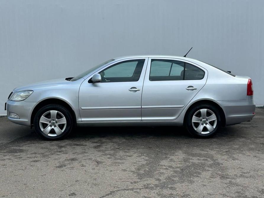 Skoda Octavia II (A5) Рестайлинг Москва  - изображение 8
