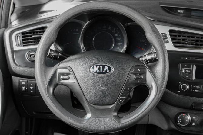 Kia Ceed II с пробегом 2013 года, цена 949 000 рублей, 266000 км, хэтчбек, Автокод Объявления