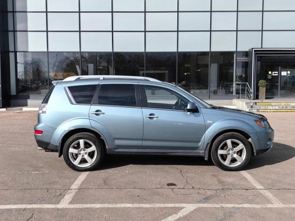 Mitsubishi Outlander II с пробегом 2008 года, цена 675 000 рублей, 258225 км, внедорожник, Автокод Объявления