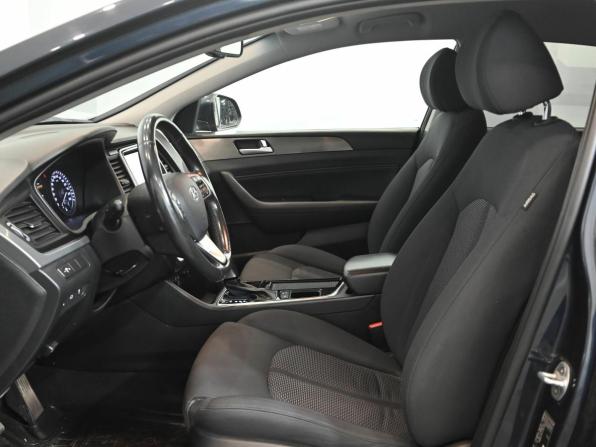 Hyundai Sonata VII (LF) Рестайлинг с пробегом 2018 года, цена 1 598 000 рублей, 121819 км, седан, Автокод Объявления
