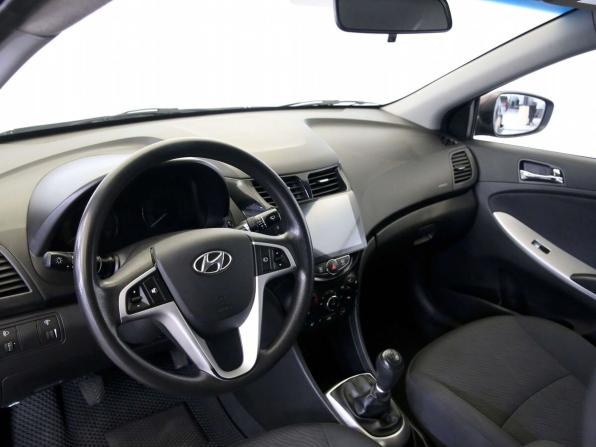 Hyundai Solaris I с пробегом 2012 года, цена 745 000 рублей, 130000 км, седан, Автокод Объявления