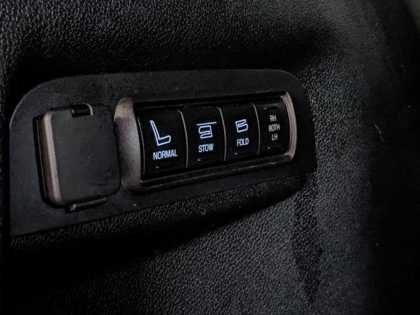 Ford Explorer V Рестайлинг 2 с пробегом 2018 года, цена 3 300 000 рублей, 97302 км, внедорожник, Автокод Объявления