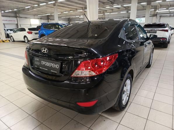 Hyundai Solaris I с пробегом 2014 года, цена 585 000 рублей, 211279 км, седан, Автокод Объявления
