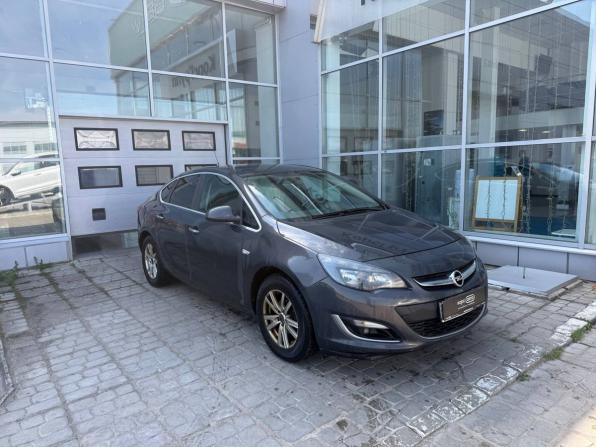 Opel Astra J Рестайлинг с пробегом 2013 года, цена 700 000 рублей, 207765 км, седан, Автокод Объявления