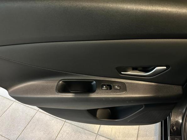 Hyundai Elantra VII (CN7) с пробегом 2021 года, цена 1 940 000 рублей, 159680 км, седан, Автокод Объявления