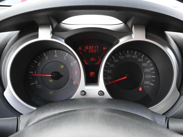 Nissan Juke I с пробегом 2011 года, цена 1 079 000 рублей, 163217 км, внедорожник, Автокод Объявления