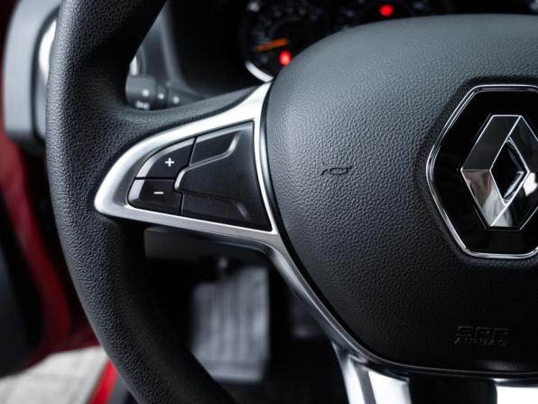 Renault Sandero II Рестайлинг с пробегом 2021 года, цена 1 565 000 рублей, 25914 км, хэтчбек, Автокод Объявления