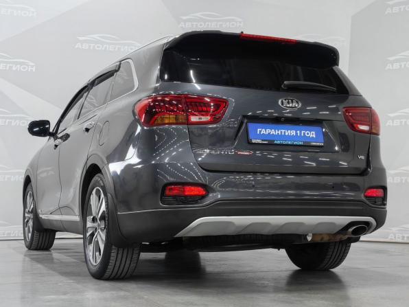 Kia Sorento III Prime Рестайлинг с пробегом 2018 года, цена 2 600 000 рублей, 153000 км, внедорожник, Автокод Объявления