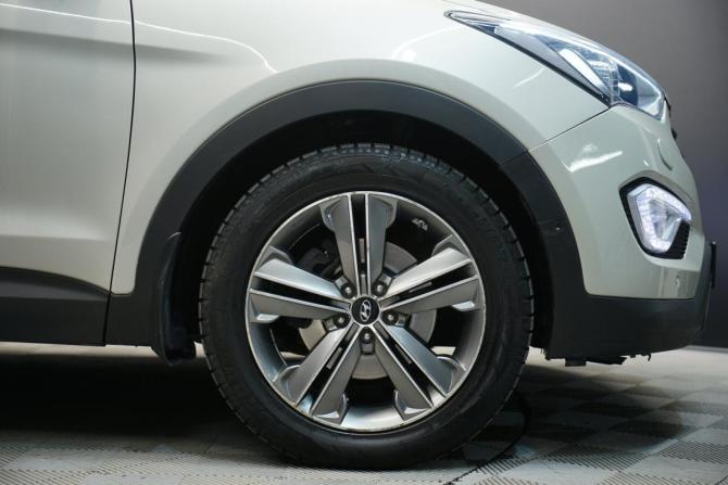Hyundai Santa Fe III с пробегом 2014 года, цена 2 390 000 рублей, 178000 км, внедорожник, Автокод Объявления