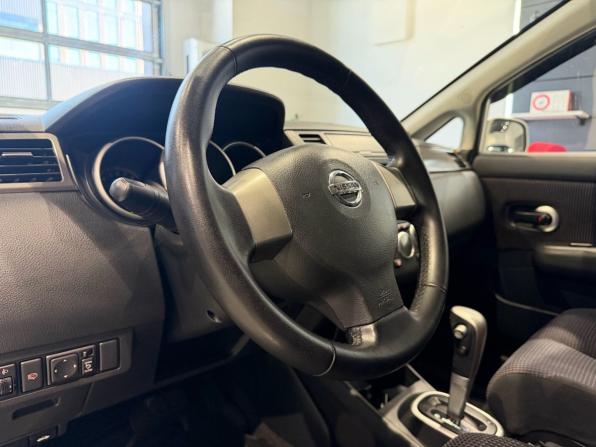 Nissan Tiida I Рестайлинг с пробегом 2010 года, цена 530 000 рублей, 224438 км, хэтчбек, Автокод Объявления