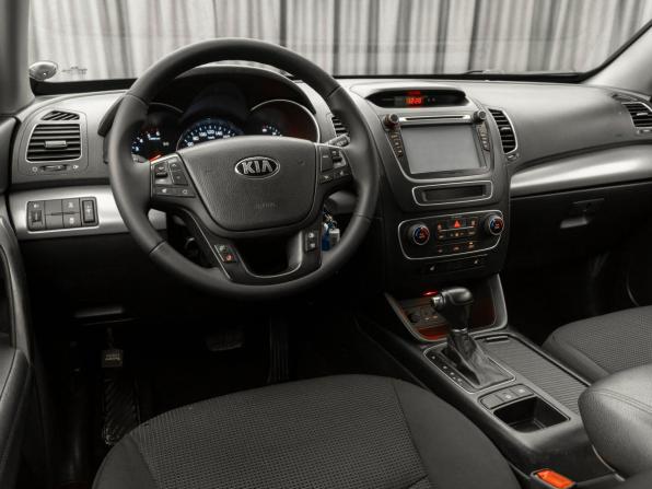 Kia Sorento II Рестайлинг с пробегом 2013 года, цена 1 900 000 рублей, 230511 км, внедорожник, Автокод Объявления