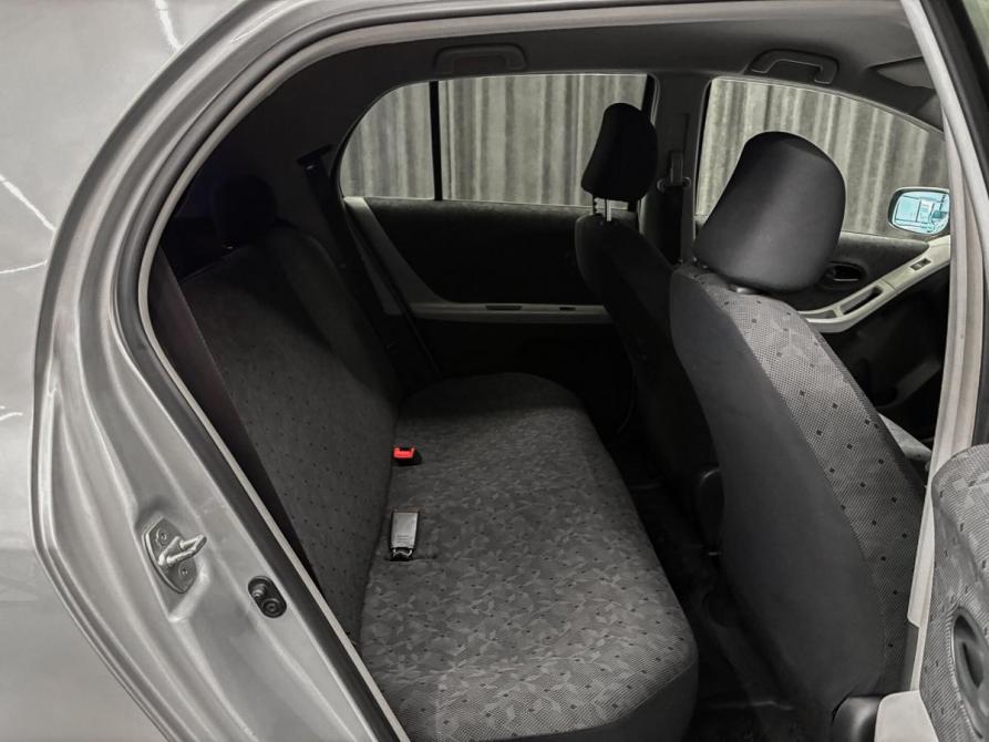Toyota Vitz II (XP90) Красноярск  - изображение 13