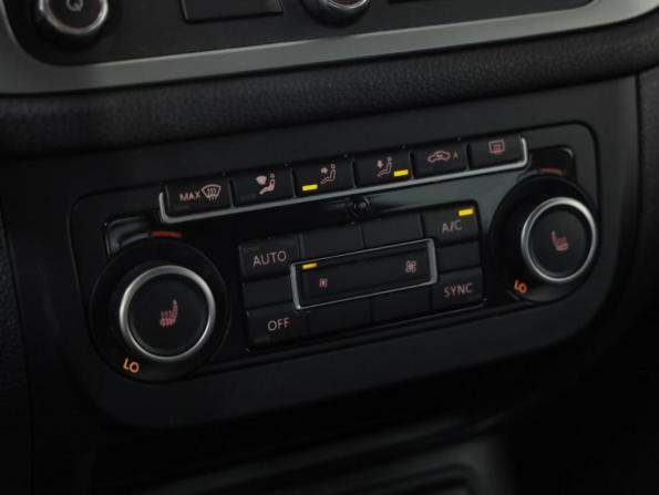 Volkswagen Tiguan I Рестайлинг с пробегом 2013 года, цена 1 149 000 рублей, 203980 км, внедорожник, Автокод Объявления
