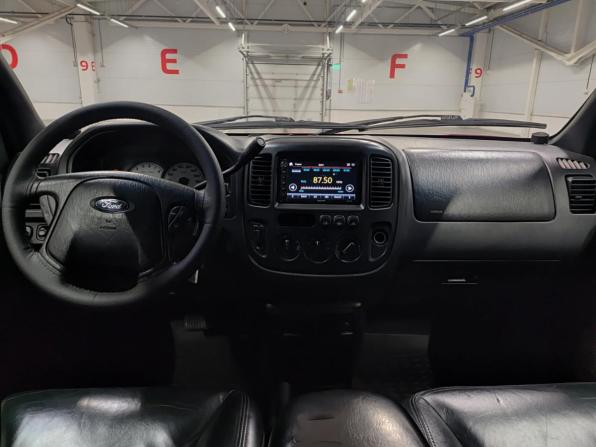 Ford Maverick III с пробегом 2002 года, цена 475 000 рублей, 399357 км, внедорожник, Автокод Объявления