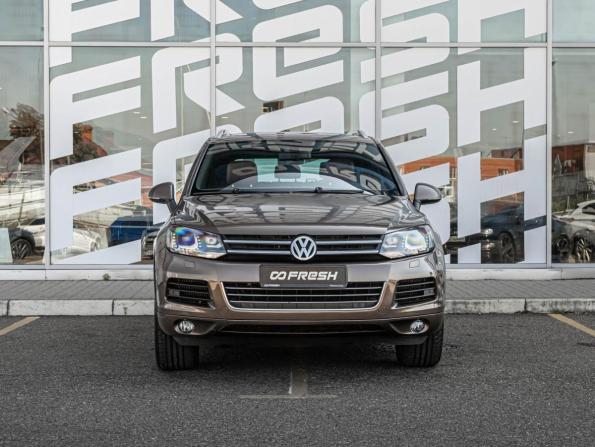 Volkswagen Touareg II с пробегом 2014 года, цена 2 340 000 рублей, 203941 км, внедорожник, Автокод Объявления