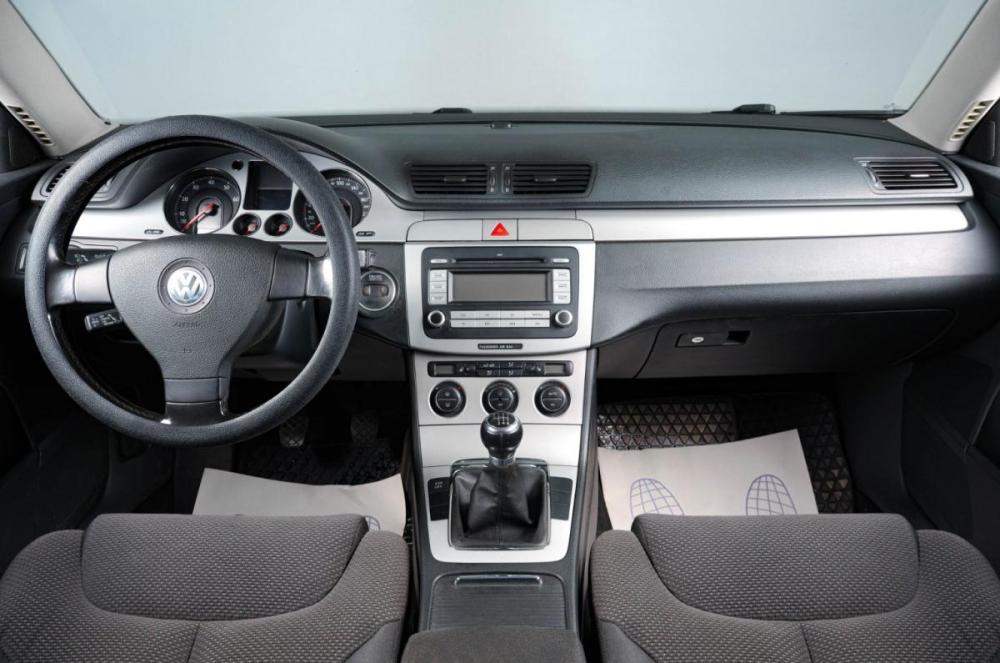 Volkswagen Passat B6 Тюмень  - изображение 13