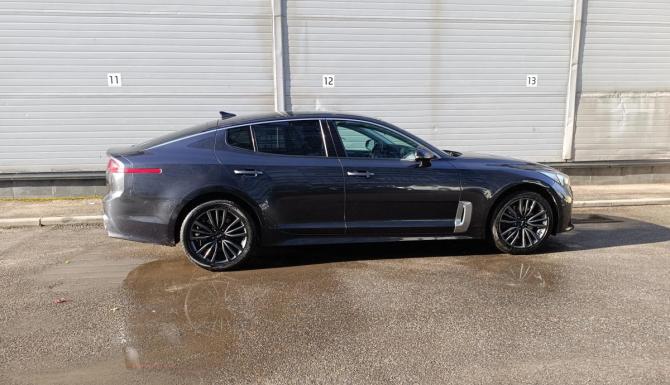 Kia Stinger I с пробегом 2018 года, цена 2 189 000 рублей, 92598 км, лифтбек, Автокод Объявления