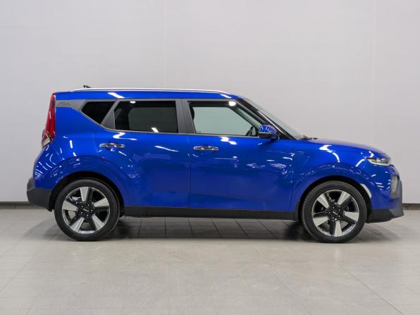 Kia Soul III с пробегом 2022 года, цена 2 215 000 рублей, 55773 км, хэтчбек, Автокод Объявления