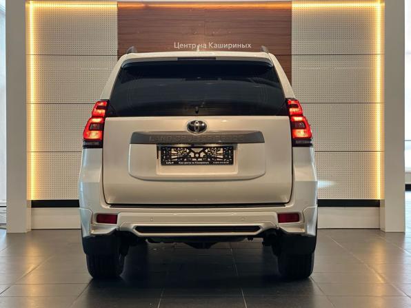 Toyota Land Cruiser Prado 150 Series Рестайлинг 2 с пробегом 2018 года, цена 4 449 000 рублей, 145799 км, внедорожник, Автокод Объявления