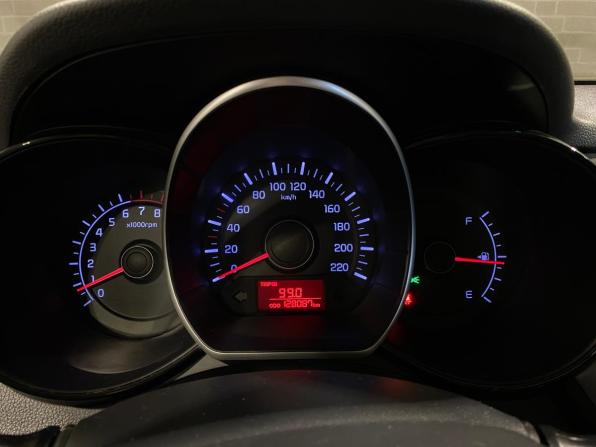 Kia Rio III с пробегом 2012 года, цена 859 000 рублей, 128087 км, седан, Автокод Объявления