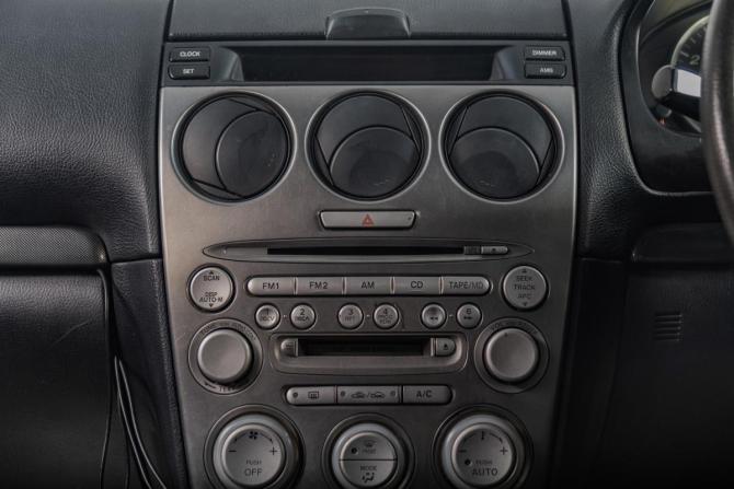 Mazda Atenza I с пробегом 2003 года, цена 499 000 рублей, 300000 км, лифтбек, Автокод Объявления
