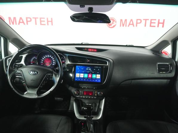 Kia Ceed II Рестайлинг с пробегом 2018 года, цена 1 483 000 рублей, 54853 км, хэтчбек, Автокод Объявления