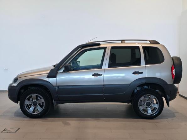 Chevrolet Niva I Рестайлинг с пробегом 2019 года, цена 888 000 рублей, 47000 км, внедорожник, Автокод Объявления