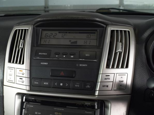 Toyota Harrier II (XU30) с пробегом 2004 года, цена 1 364 995 рублей, 221625 км, внедорожник, Автокод Объявления