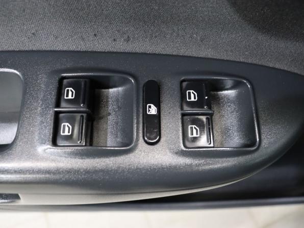 Skoda Octavia II (A5) Рестайлинг с пробегом 2012 года, цена 849 000 рублей, 270604 км, лифтбек, Автокод Объявления