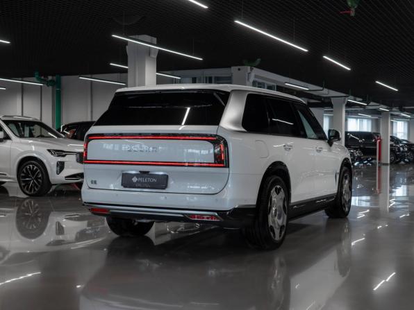 Zeekr 9X с пробегом 2025 года, цена 9 950 000 рублей, 15 км, внедорожник, Автокод Объявления