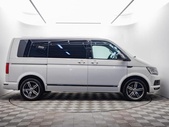 Volkswagen Multivan T6 с пробегом 2018 года, цена 4 700 000 рублей, 116000 км, минивэн, Автокод Объявления