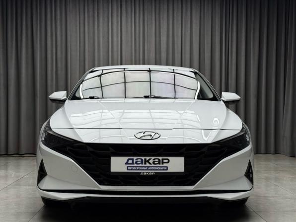 Hyundai Elantra VII (CN7) с пробегом 2022 года, цена 2 049 000 рублей, 56000 км, седан, Автокод Объявления